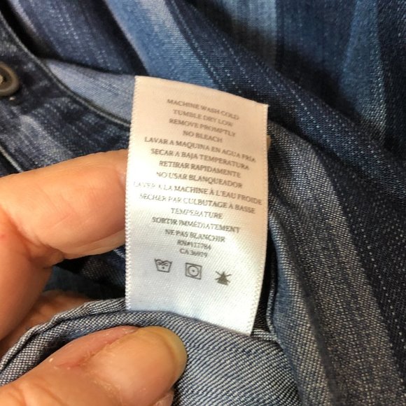 Revolve RAILS Carter Button Up Indigo Block Stripe Shirt M - Picture 11 of 15